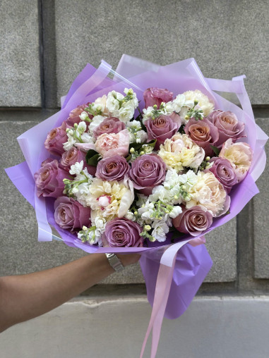 BUKET 742
